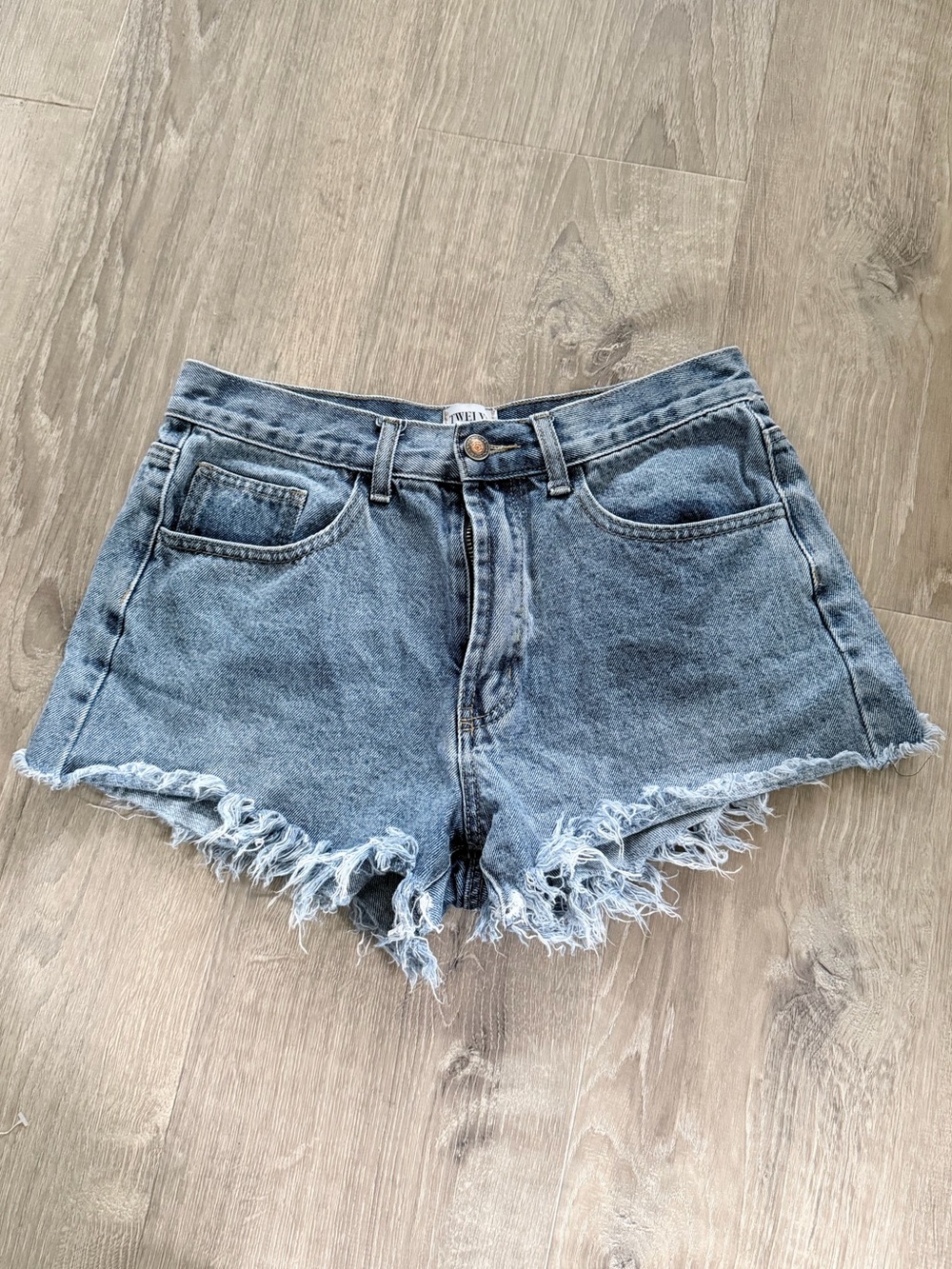 Twelve By Ontwelfth Y2K Frayed Hem Denim Shorts Size 28 Festival